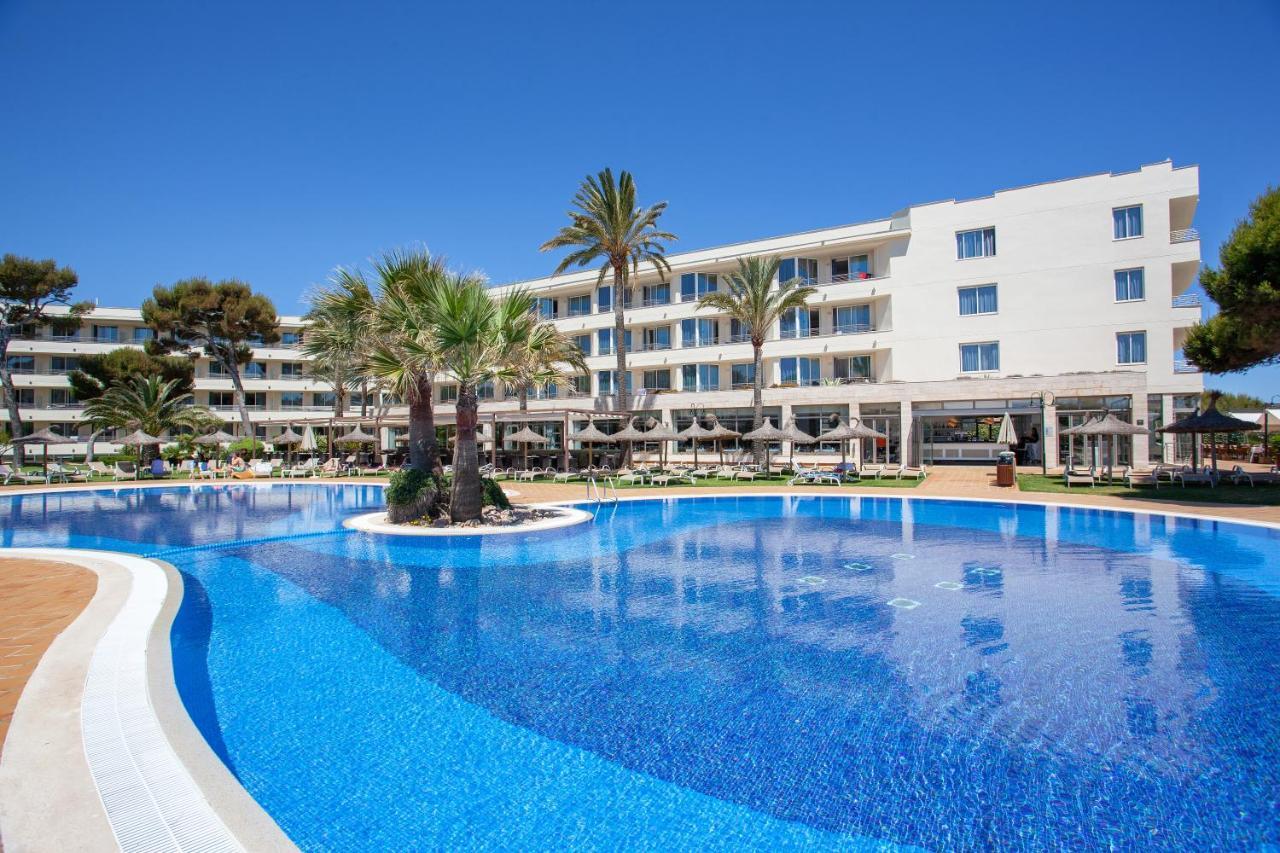 Grupotel Natura Playa Плая де Муро Екстериор снимка