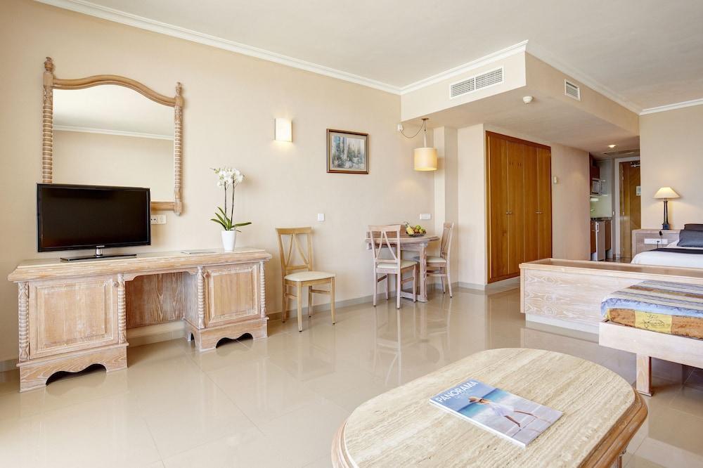 Grupotel Natura Playa Плая де Муро Екстериор снимка